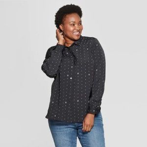 Ava & Viv 2X Star Print Black Sateen Button Down Shirt